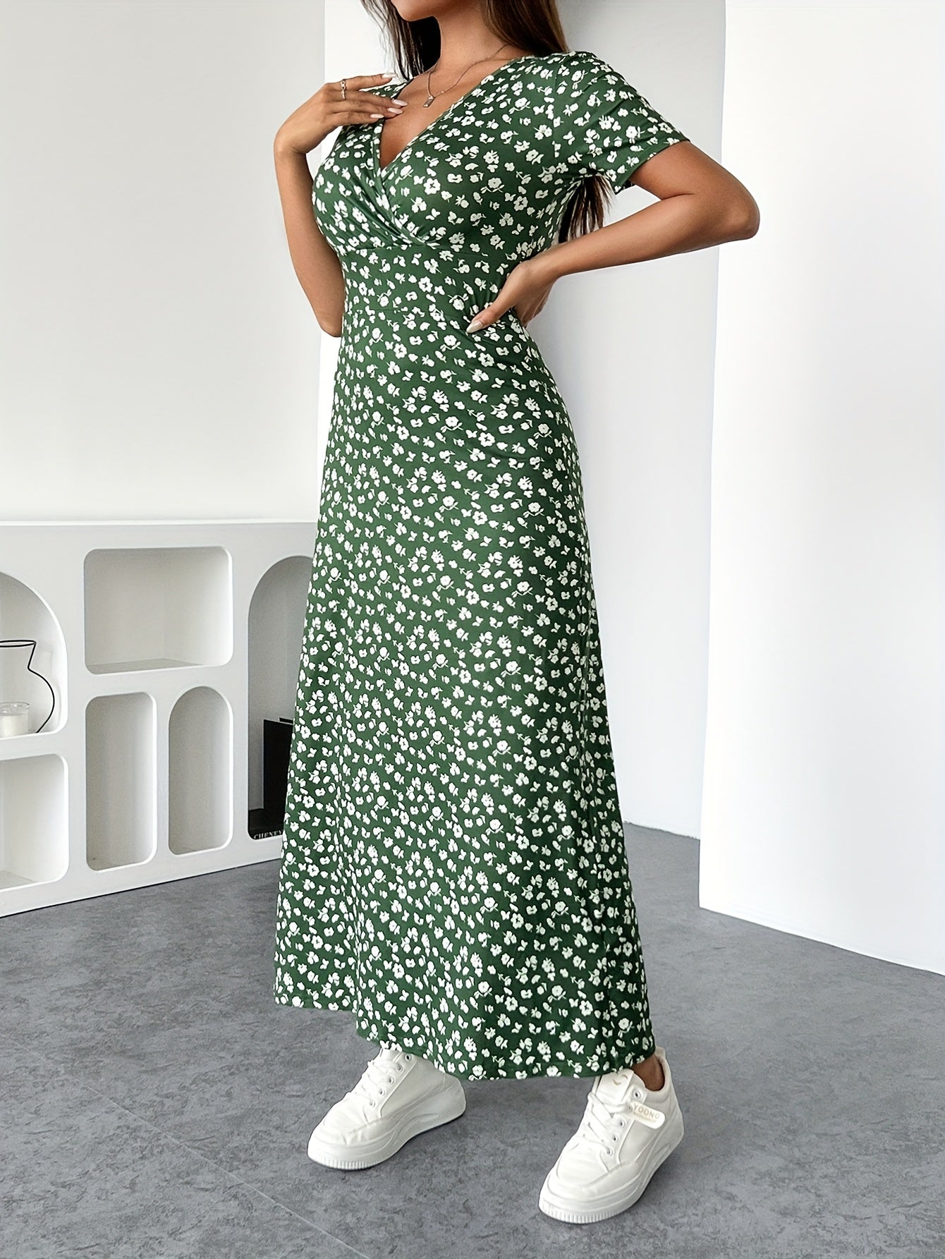 Rose - Elegant Floral Maxi Dress