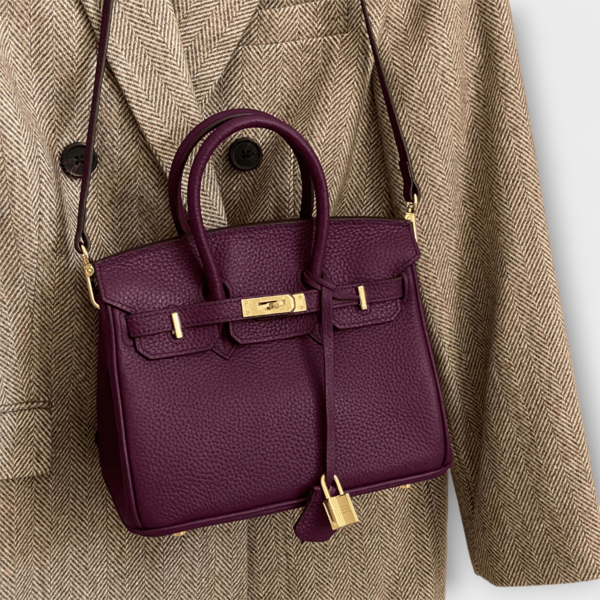 Chloe – Luxurious Leather Bag